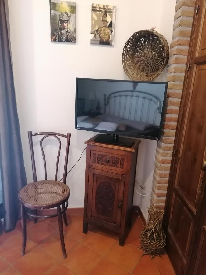 Camera Matrimoniale/Doppia con Letti Singoli con Bagno Privato Esterno